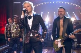 Вопли Скрипки: нация поет «Лабутены», а не Марш сичевых стрельцов!