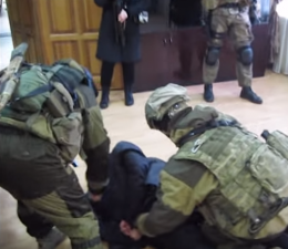 Видео задержания министра строительства и ЖКХ ЛНР