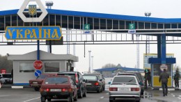 В МИД Украины заявили, что РФ не позволят "просто так" провозить грузы