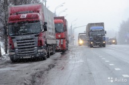 Лохи блокадной Украины. От кого Порошенко забаррикадировал страну