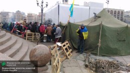 Майдан требует ввести военное положение в Крыму и Донбассе