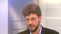 Федор Лукьянов: перемирия не заключаются с первой попытки