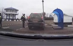 Видео задержания британских дипломатов-шпионов