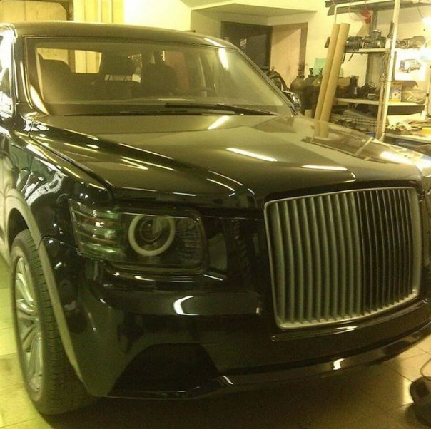 Новый лимузин Путина разбили