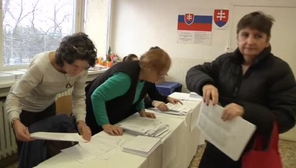 На парламентских выборах в Словакии побеждают социал-демократы