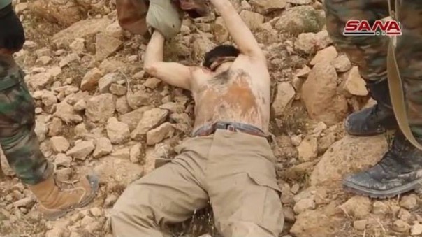 18+ Операции сирийской армии в окрестностях Пальмиры. Игиловский флаг снят с замка Пальмиры