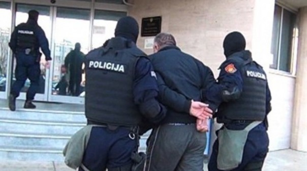 Черногорские власти задержали 55 россиян. Задержанные могут быть членами Аум Синрикё