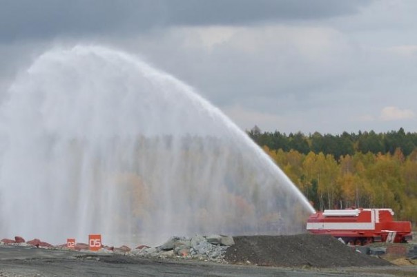 Это танк! Это поезд! Нет, это пожарная машина: на Западе восхитились российской техникой