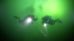 Российские подводники установили мировой рекорд подледного погружения