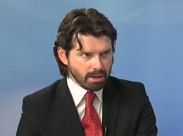 Экономист: Правительство ударило по экономике Украины сильнее, чем война