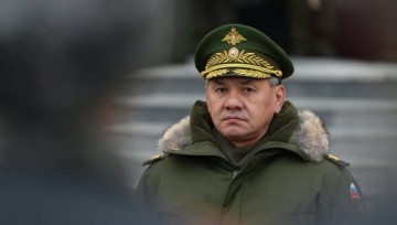 Шойгу: постоянные подразделения ЮВО надо укомплектовать контрактниками
