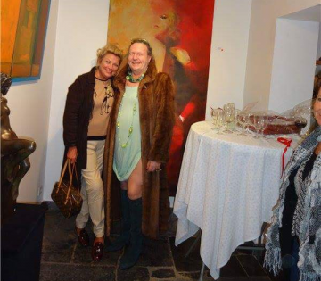 Мы с Аланом в бутиках женской одежды постоянно сталкиваемся, но делаем вид, что друг друга не знаем