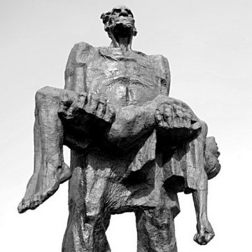 Лукашенко: Украинские власти ассоциируют себя с нелюдями УПА