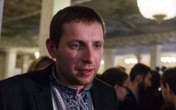 В машину одиозного нардепа Парасюка бросили гранату