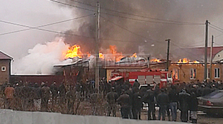 В посёлке, где бунтовали цыгане, вспыхнул пожар
