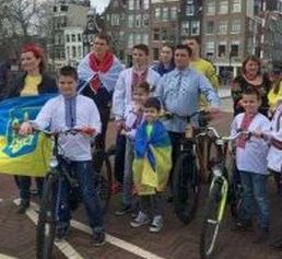 МИД Украины рекомендовал украинцам не ездить в Россию — там могут поймать и запытать до смерти