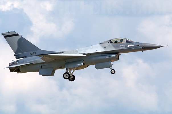 Расстрел – самое милосердное наказание для киевских могильщиков Украины. Юрий Селиванов