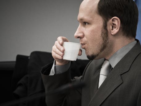 Брейвику разрешили приводить подружку в трехкомнатную камеру