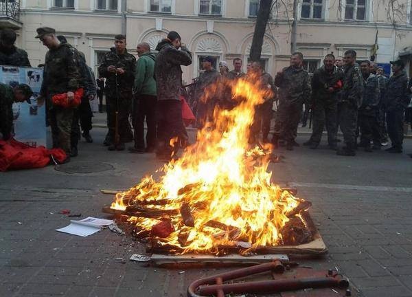 Слово Ленина