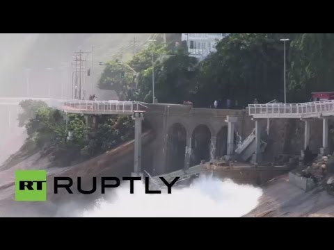 В Бразилии рухнула построенная к Олимпиаде велодорожка, два человека погибли