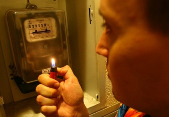 Электрорабство: украинцев обяжут платить за свет даже в его отсутствии