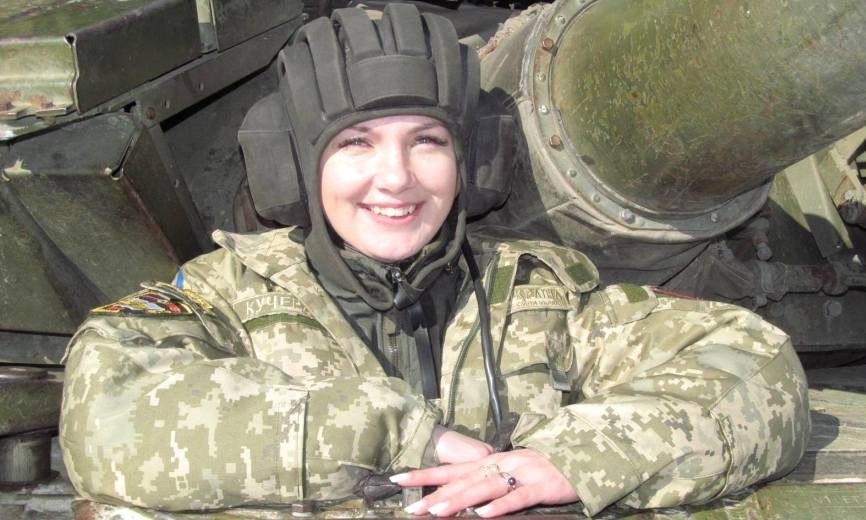 В ВСУ намерены отправлять женщин на передовую В ВСУ намерены отправлять женщин на передовую