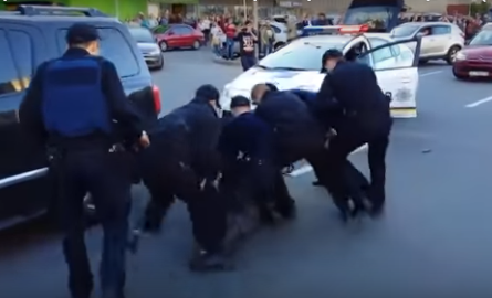 Суровые УкроКОПчики на страже кукуева. Задержание чемпиона по греко-римской борьбе