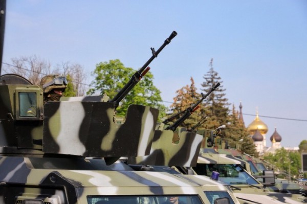 На Куликово поле в Одессе согнали всех: собаки, нацгады, менты и куча бронетехники На Куликово поле в Одессе согнали всех: собаки, нацгады, менты и куча бронетехники