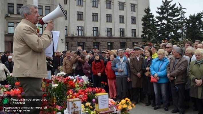 Суд запретил одесситам выходить 2 мая на Думскую площадь Суд запретил одесситам выходить 2 мая на Думскую площадь
