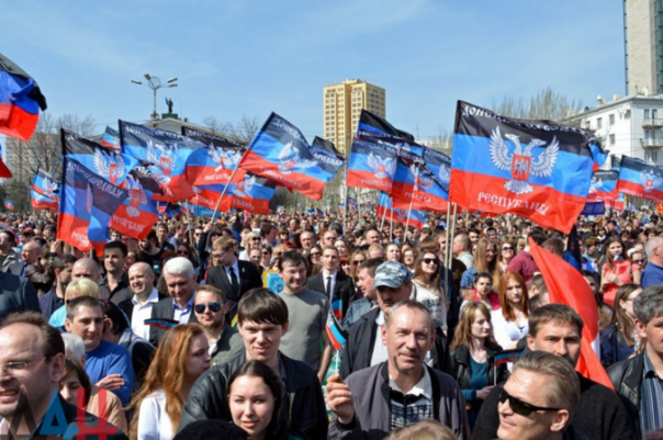 Политолог: Киев вчистую проиграл Донецк и Луганск Политолог: Киев вчистую проиграл Донецк и Луганск