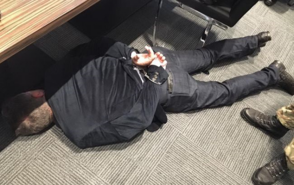 В рабочем кабинете задержан на взятке мэр Вышгорода — он требовал 1 млн евро от строительной компании