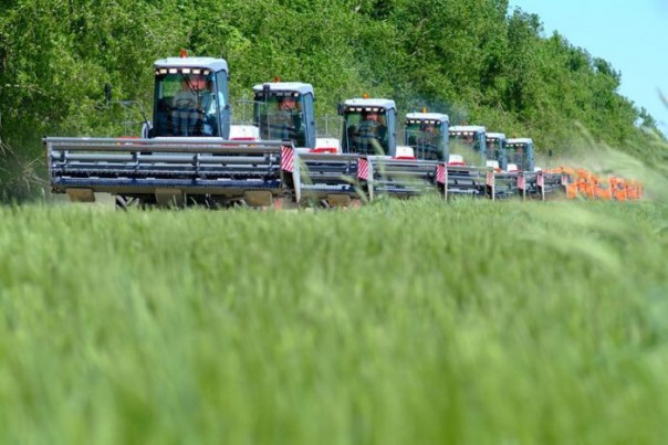 Российская сельхозтехника пошла на разгон Российская сельхозтехника пошла на разгон