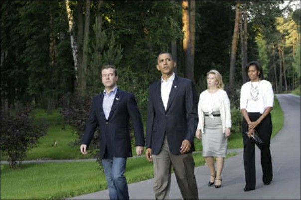 Джинсовый конфликт. Сергей Лавров оскорбил Монголию джинсами Джинсовый конфликт. Сергей Лавров оскорбил Монголию джинсами