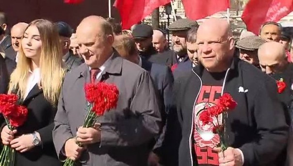 Цветы Ильичу