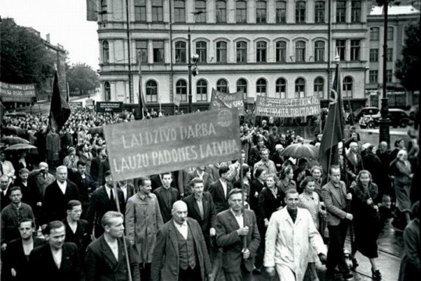Ура! Латвия нас за все прощает!