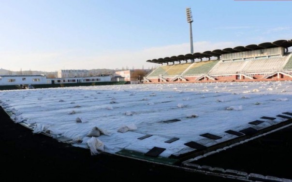 Реконструкция керченского стадиона: бюджетные средства ушли в дренаж футбольного поля? Реконструкция керченского стадиона: бюджетные средства ушли в дренаж футбольного поля?