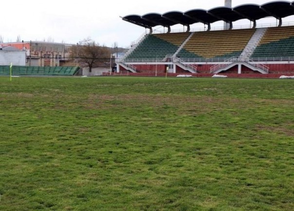 Реконструкция керченского стадиона: бюджетные средства ушли в дренаж футбольного поля? Реконструкция керченского стадиона: бюджетные средства ушли в дренаж футбольного поля?