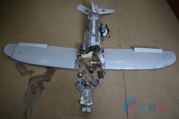 Сводка от НМ ЛНР 25 апреля 2016 года. Силы ПВО Народной милиции ЛНР сбили очередной беспилотник ВСУ Сводка от НМ ЛНР 25 апреля 2016 года. Силы ПВО Народной милиции ЛНР сбили очередной беспилотник ВСУ