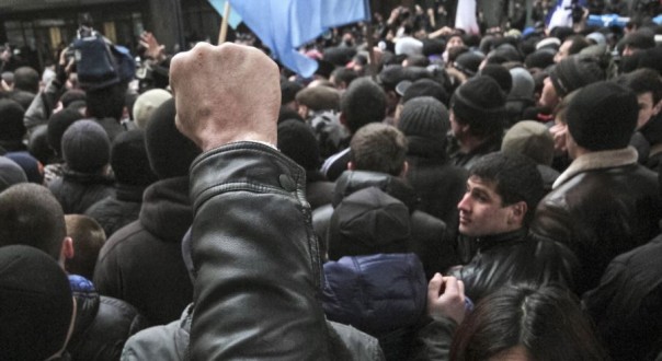 Нашествие радикалов в Херсон. Нашествие радикалов в Херсон.