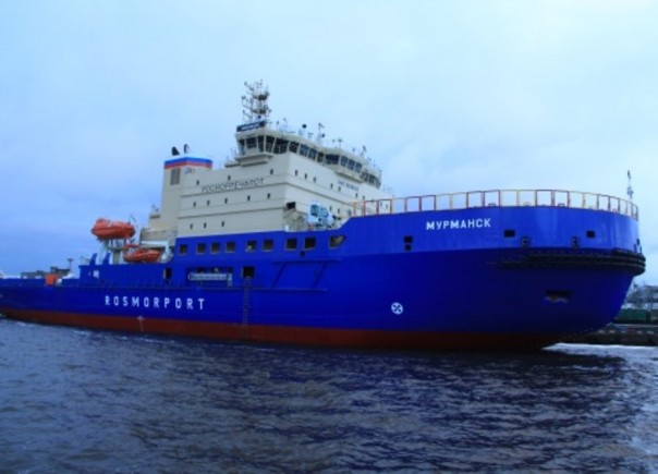 В Арктике испытали новый ледокол «Мурманск»