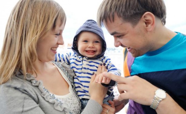 За что Европа невзлюбила русскую семью