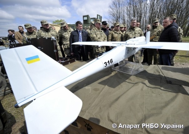 Укрофашисты готовятся к войне. Кровавый пастор Турчинов проинспектировал новые «Стугны», «Корсары» и «Пионы» Укрофашисты готовятся к войне. Кровавый пастор Турчинов проинспектировал новые «Стугны», «Корсары» и «Пионы»