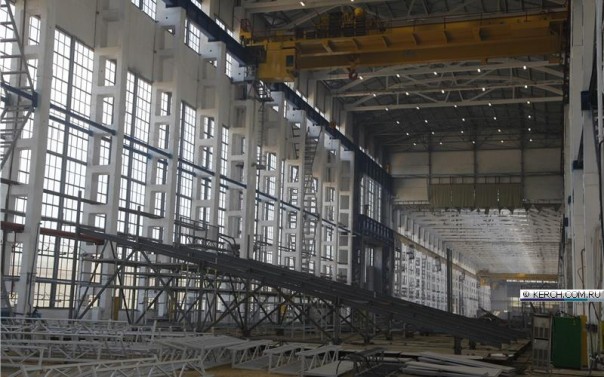 В Керчи открылся обновленный цех судостроительного завода "Залив" В Керчи открылся обновленный цех судостроительного завода "Залив"