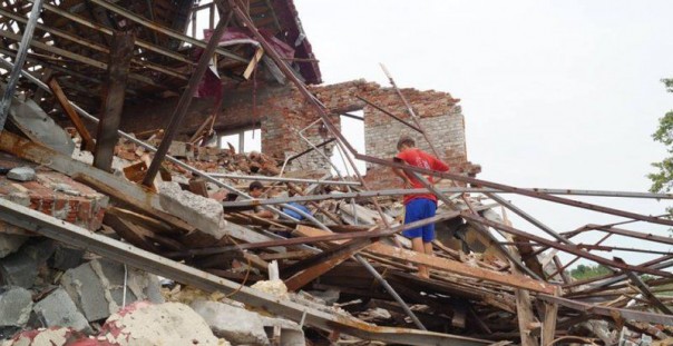 За баннер с критикой властей Украины семью из Славянска угрожали расстрелять