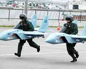 Восьми самолетов не хватит: Литва просит НАТО защитить ее от РФ