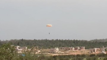 Боевики выложили видео с захваченным в плен пилотом.