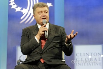 Туфли Порошенко вызвали смех в социальных сетях