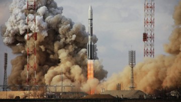 СМИ: РФ запустит спутник, который ранее должна была отправить SpaceX