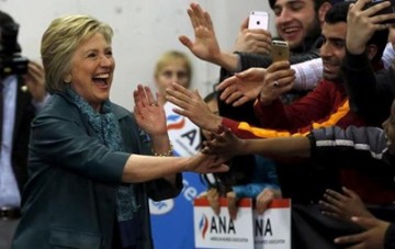 "Панамские досье" выявило связь Клинтон с Кремлем