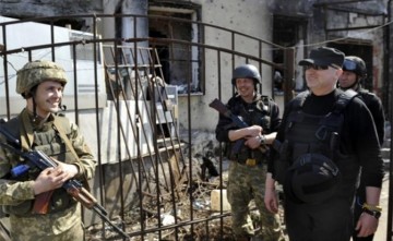 Турчинов собирает деньги на войну